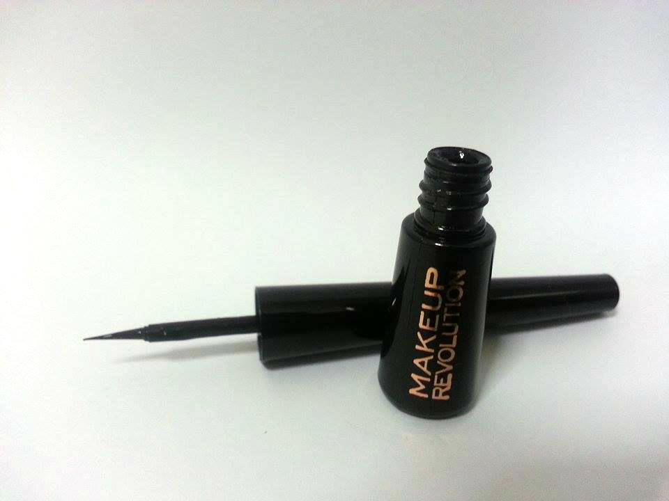 Makeup revolutionary Waterproof Eyeliner